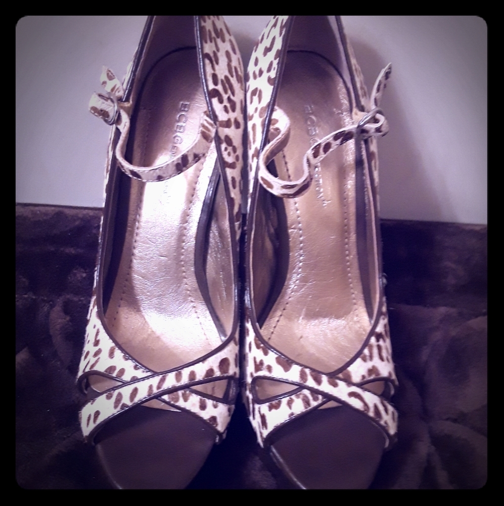 High heel shoes